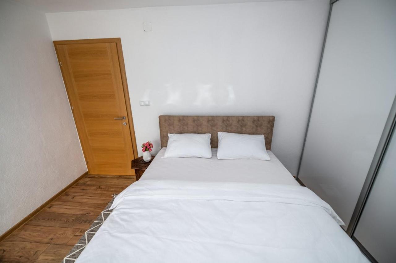 Apartmani Adi&Ena Konjic Buitenkant foto