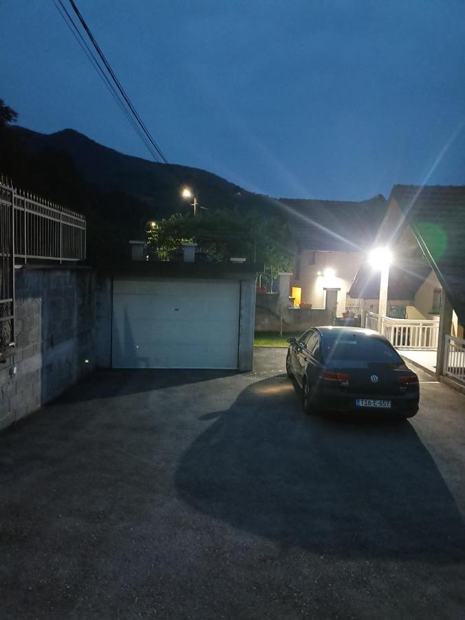 Apartmani Adi&Ena Konjic Buitenkant foto