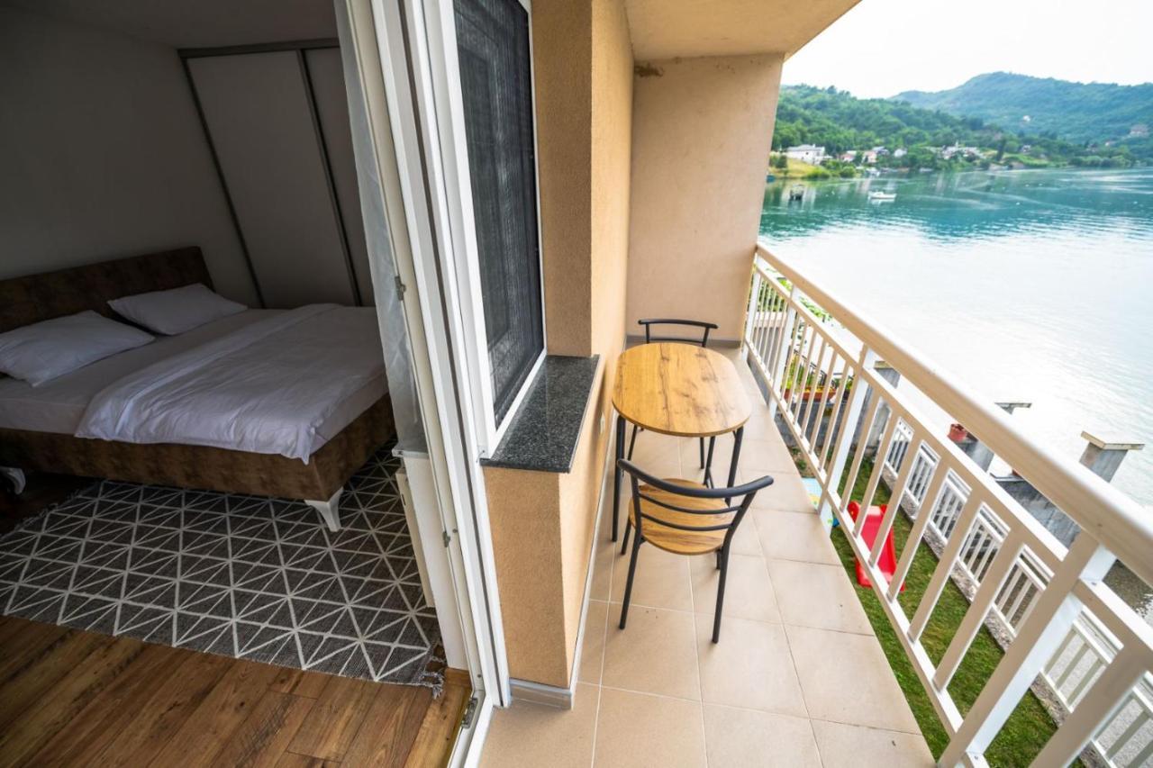 Apartmani Adi&Ena Konjic Buitenkant foto