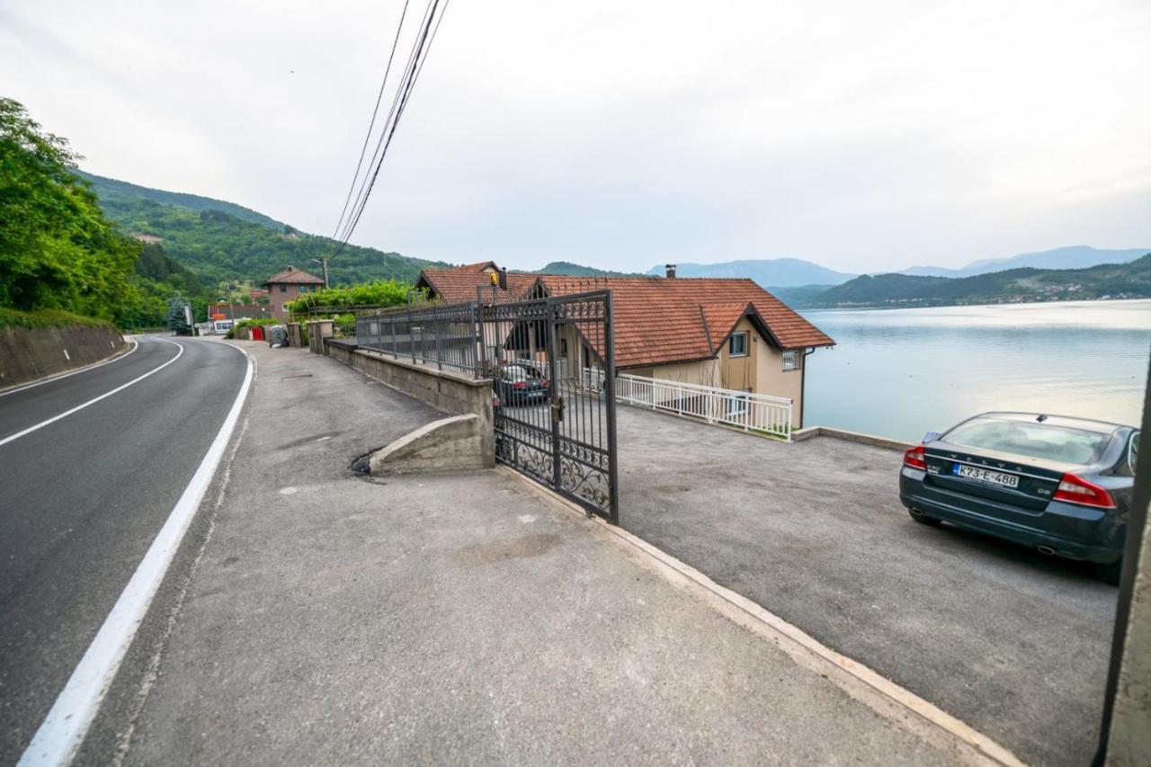 Apartmani Adi&Ena Konjic Buitenkant foto