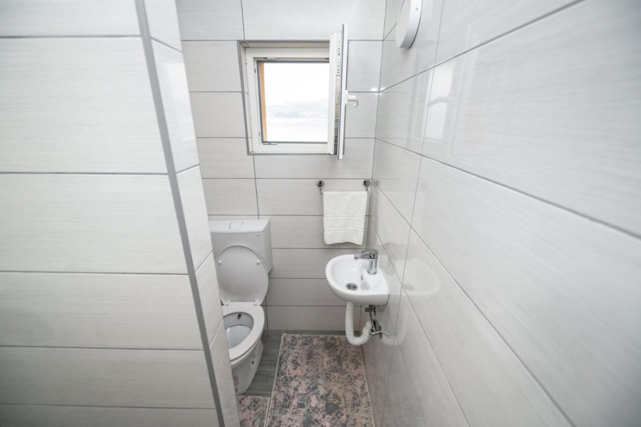 Apartmani Adi&Ena Konjic Buitenkant foto